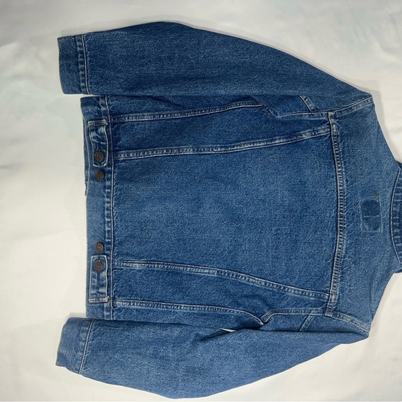 GAP Vintage Classic Blue Denim Jacket size 34 pre owned Exellent condition. - Picture 6 of 6